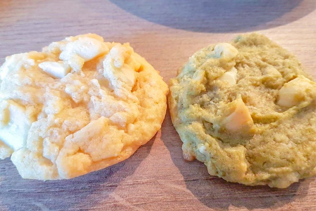 Weiße Schokolade Macadamia Cookies | kuchengeschichten