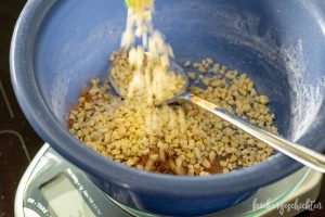 Lebkuchen vom Blech - Gewürze vermischen | kuchengeschichten