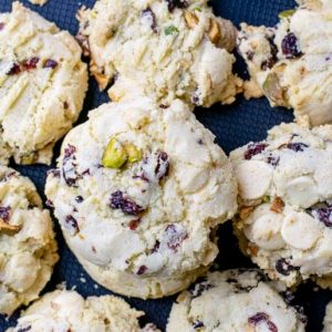 Cookies mit Cranberries Pistazien und weißer Schokolade | kuchengeschichten